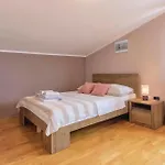 Awesome In With Wifi Apartment
