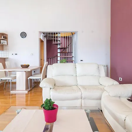 Awesome In With Wifi Апартаменты Пула