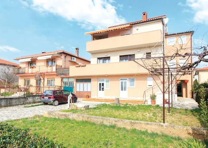 Awesome In With Wifi Пула